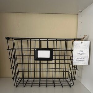 Black Metal Wire Storage Bin